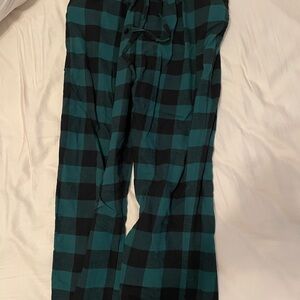 Sonoma Green and Black Plaid Sleepwear